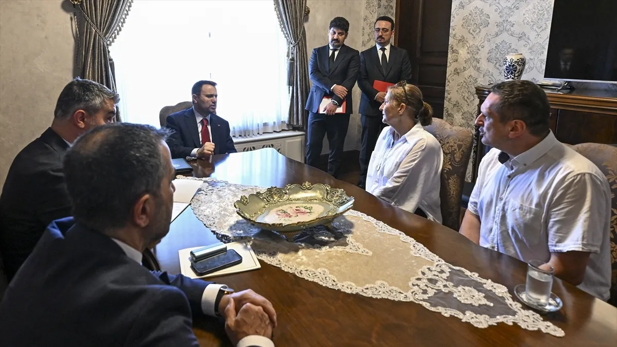 Kritik Açıklama: Analiz | Bakan Gürlek, yorgun mermiyle hayatını kaybeden Emir Yuşa’nın ailesini kabul etti: İ