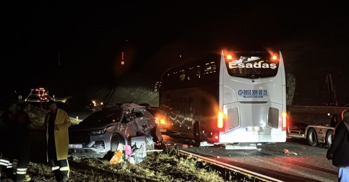 Analiz | Yolcu otobüsü, SUV tipi araçla çarpıştı: 7 yaralı ve Son Gelişmeler ve Merak Edilenler