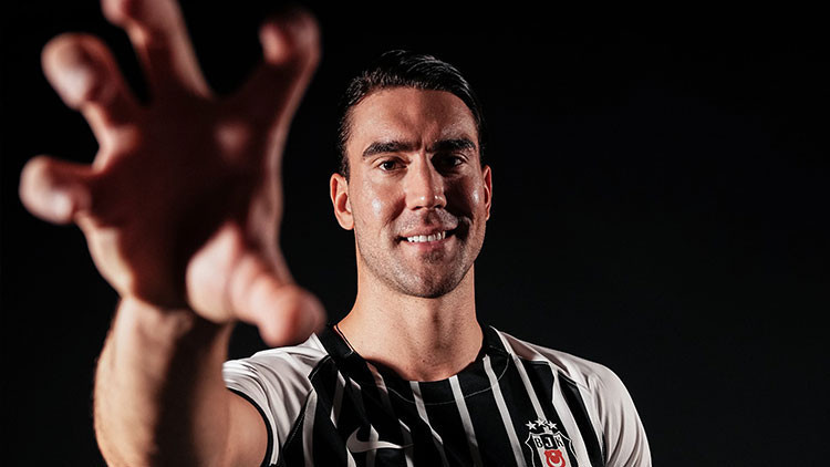 Kritik Açıklama: Beşiktaş, Dusan Vlahovic'i UEFA listesine ekledi! ve Son Gelişmeler