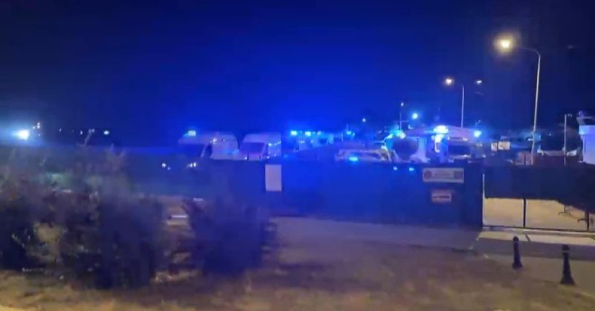 Kritik Açıklama: Zeytinburnu açıklarındaki gemide 4 kişi zehirlendi - Son Dakika Bilgileri