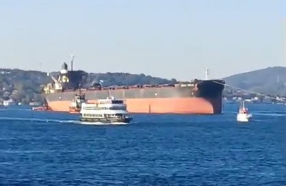 Gündemden Son Bilgiler: Kerç Boğazı'nda İHA saldırısına uğrayan gemi İstanbul Boğazı'ndan geçti: Gelişmeler Ta