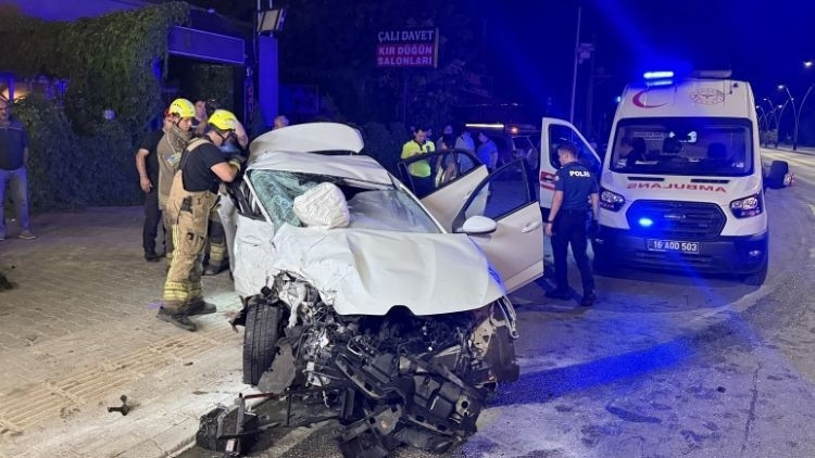 Bursa'da feci kaza… 2 kişi öldü, 2 kişi yaralandı - Son Dakika Bilgileri