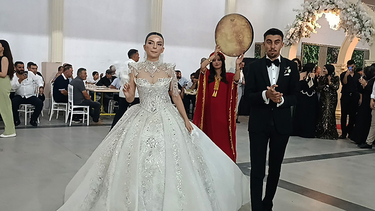 Kritik Açıklama: Gaziantep'teki düğünde damada altın yerine araç lastiği hediye edildi | İşte Tüm Ayrıntılar