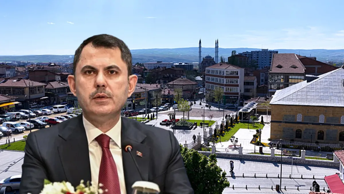 Ayrıntılar Netleşti: Bakan Kurum Çorum’daki dev dönüşümü paylaştı: Şehrin hafızasına layık bir meydan inşa ett