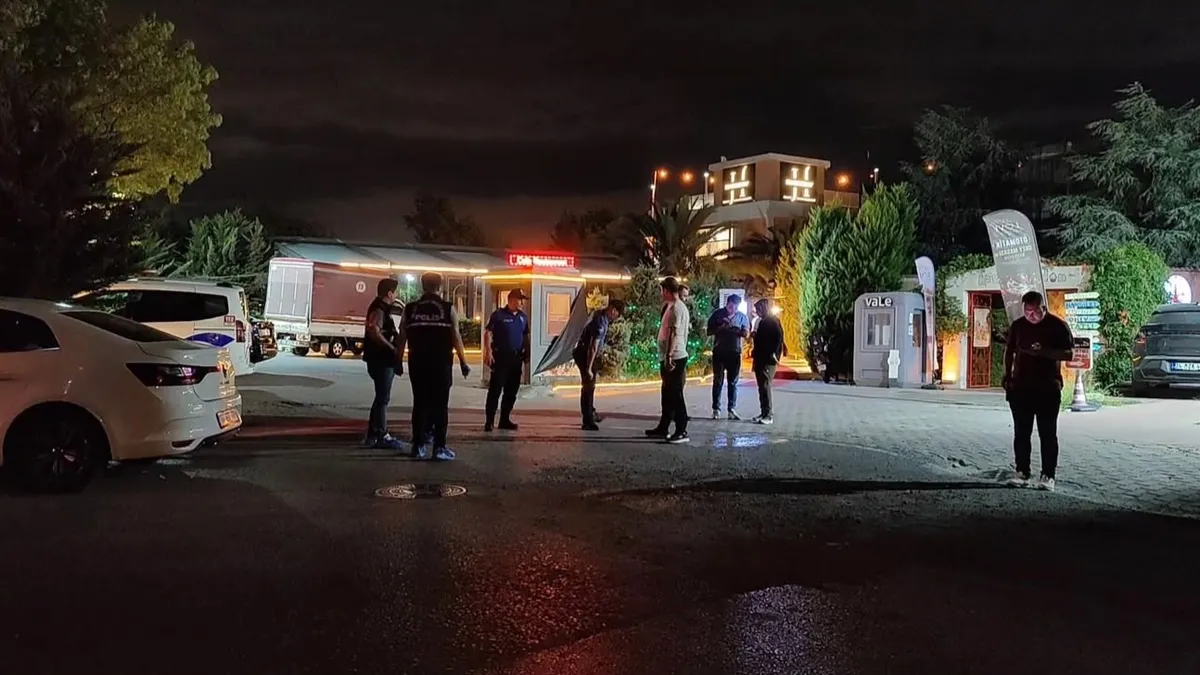 Son Gelişme: Küçükçekmece’deki kafe saldırısında yaralanan iki kişi yaşamını yitirdi: Gelişmeler Takip Ediliyo