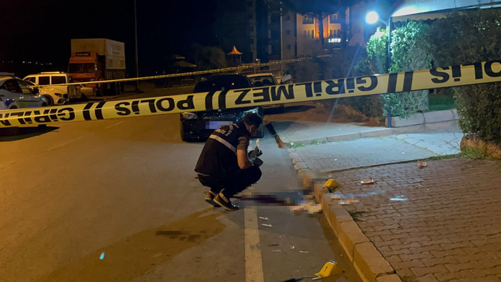 Son Gelişme: Kayseri’de baba ile oğul birbirini bıçakladı! Polis biber gazı kullanarak müdahale etti: Gelişmel