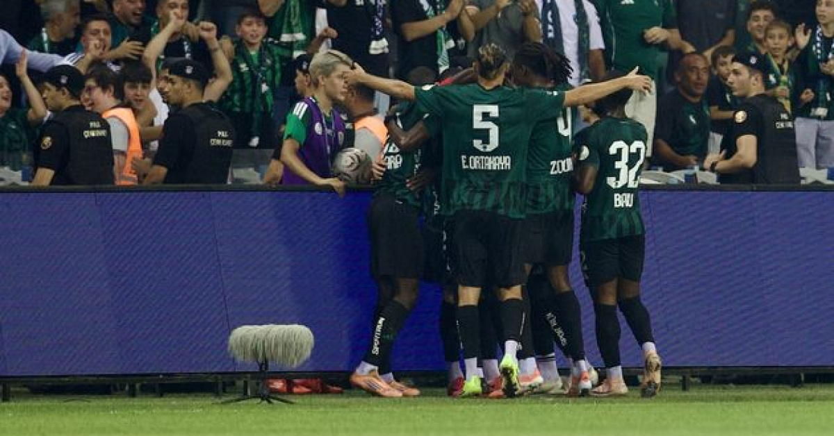 Son Gelişme: Kocaelispor, Amed'i 2 golle geçti
