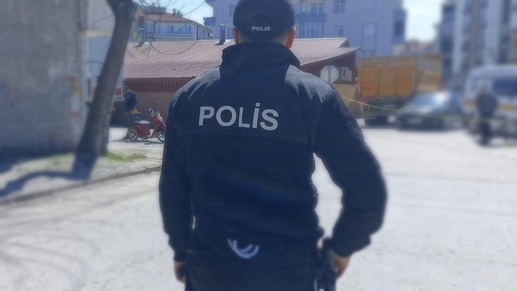 Sıcak Gündem: Gaziosmanpaşa'da sıcak saatler! Eski eşini vurdu, iş yerine girip başına silah dayadı