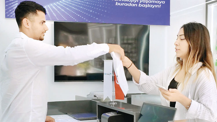 Ayrıntılar Netleşti: Bakan Kurum paylaştı: Hatay’da kepenkler açıldı ve Merak Edilenler