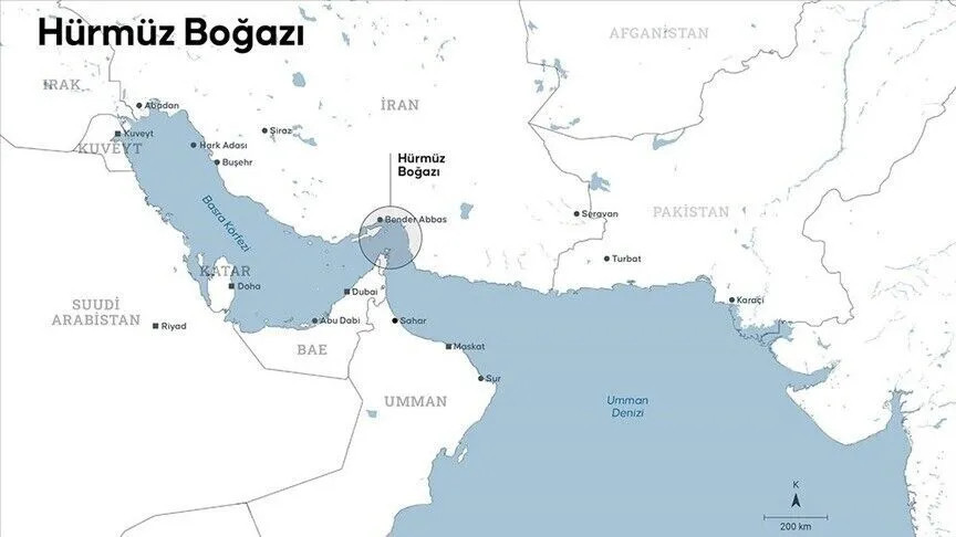 Gündemden Son Bilgiler: UKMTO, Hürmüz Boğazı'nda bir tankeri vurdu: Gelişmeler Takip Ediliyor