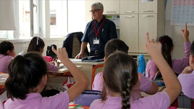 Okullarda kayıt ücreti var mı? Talimat verildi ve Merak Edilenler