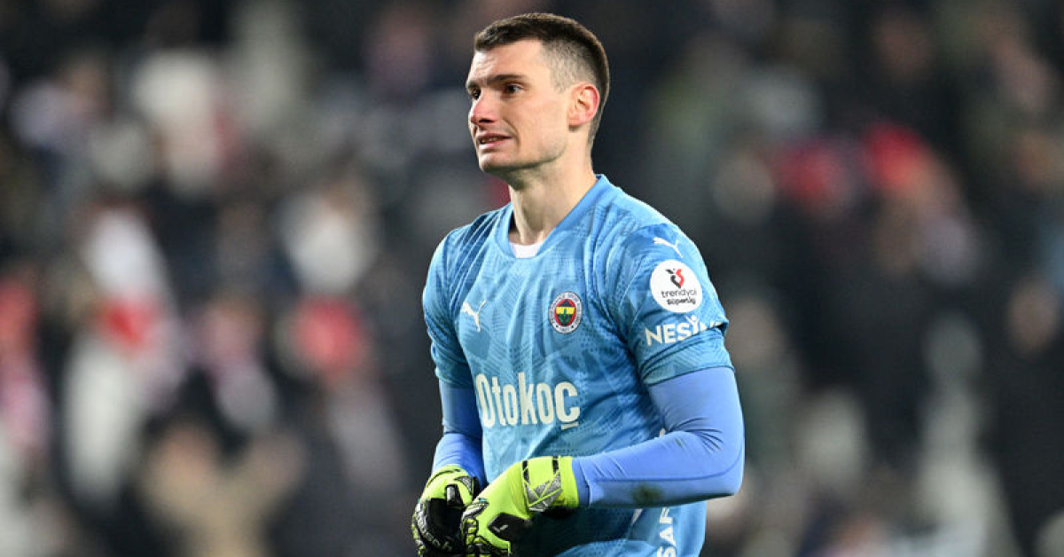 Kritik Açıklama: Fenerbahçe'den ayrıldı, Barça'ya imza attı!