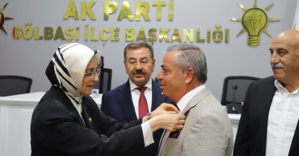 Ayrıntılar Netleşti: Gölbaşı'nda 6 belediye meclis üyesi AK Parti'ye katıldı: Gelişmeler Takip Ediliyor