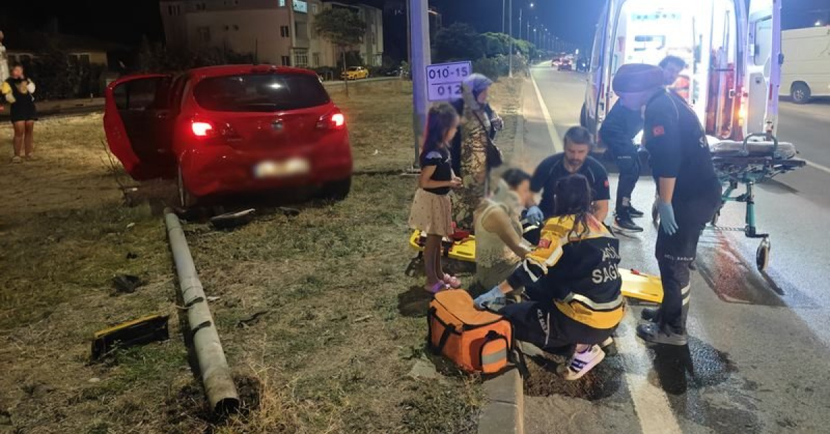Ayrıntılar Netleşti: Samsun'da iki otomobil çarpıştı: 10 yaralı ve Merak Edilenler