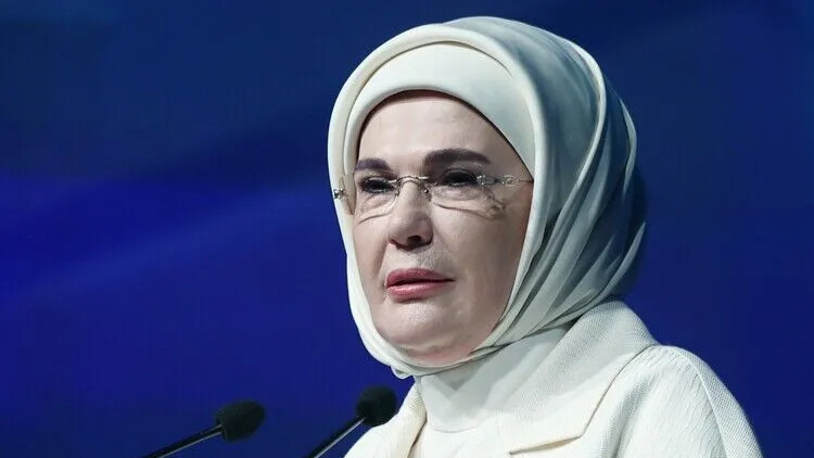 Emine Erdoğan'dan 30 Ağustos mesajı: İmkansızı mümkün kılan iradenin zaferi: Gelişmeler Takip Ediliyor