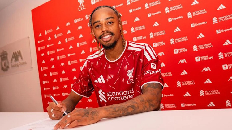 Kritik Açıklama: Liverpool tarihi transferini kamuoyuna ilan etti! | İşte Tüm Ayrıntılar