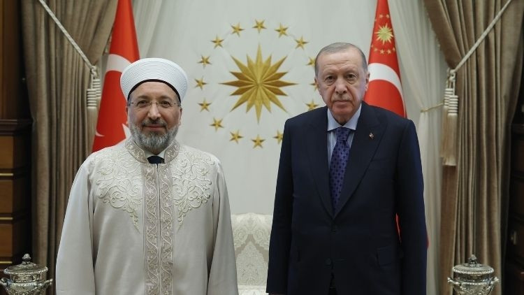 Gündemden Son Bilgiler: Cumhurbaşkanı Erdoğan, Diyanet İşleri Başkanı Arpaguş'u kabul etti ve Merak Edilenler