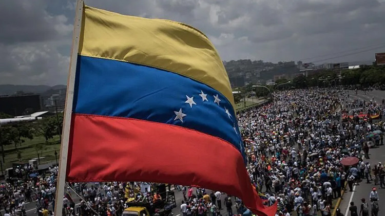 Venezuela'nın geçici başkanından seçim açıklaması ve Merak Edilenler