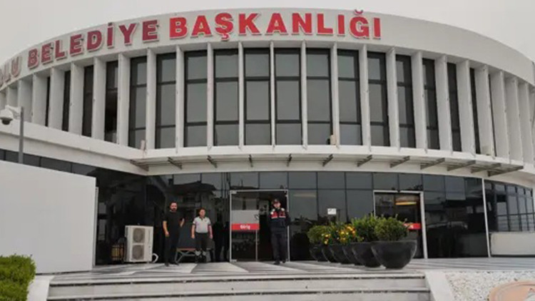 Gündemden Son Bilgiler: Bolu Belediyesi'ndeki operasyonda 7 şüpheli adliyede | İşte Tüm Ayrıntılar