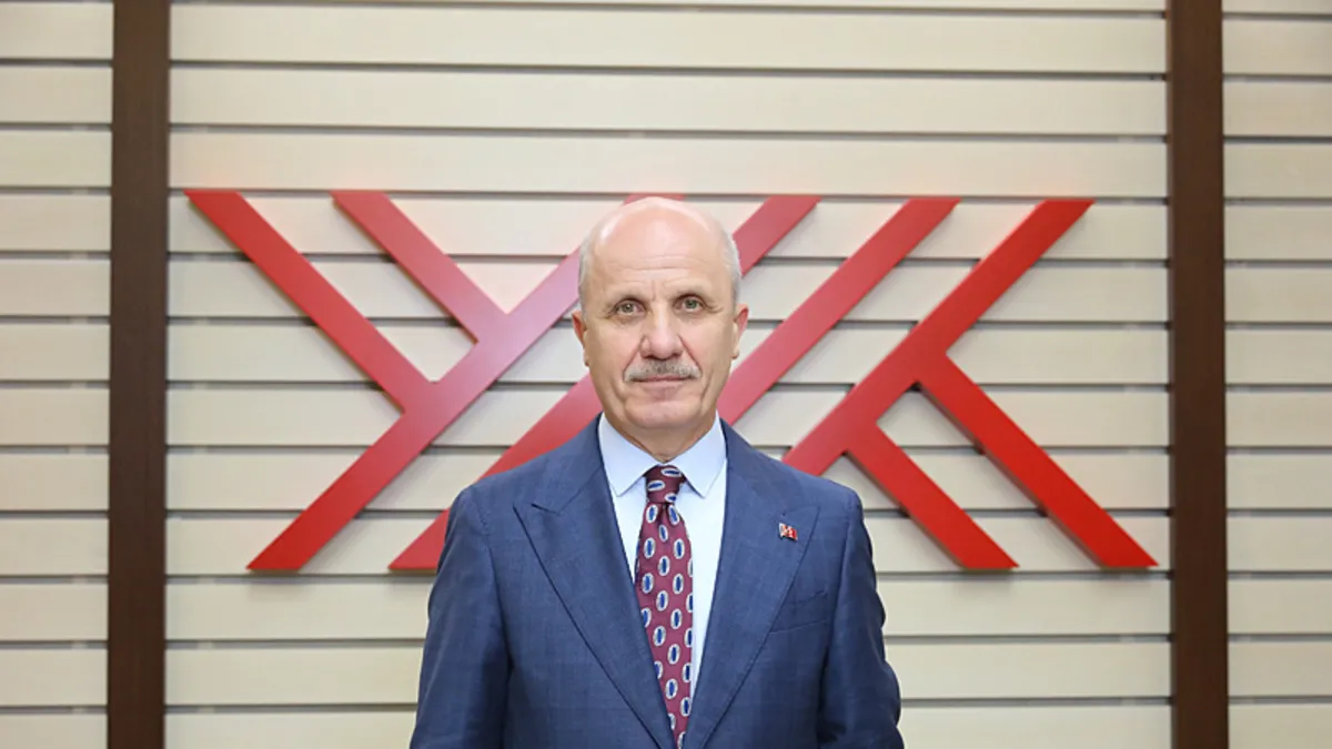 Ayrıntılar Netleşti: YÖK Başkanı Prof. Dr. Erol Özvar: Gazze ve Filistin'de öğrenciler yeniden sınıflarına dön
