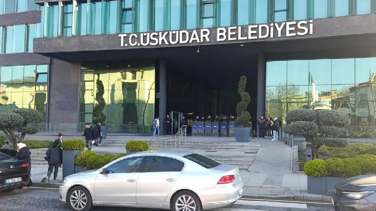 Sıcak Gündem: İstanbul Valiliği'nden Üsküdar'daki seçimle ilgili açıklama