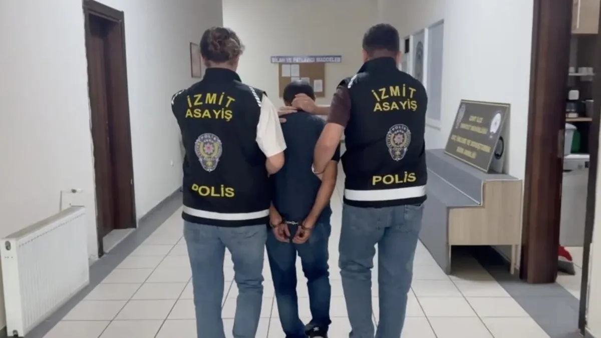 Gündemden Son Bilgiler: 31 yıl hapis cezasıyla aranıyordu: Bulaşık makinesinde yakalandı: Gelişmeler Takip Edi