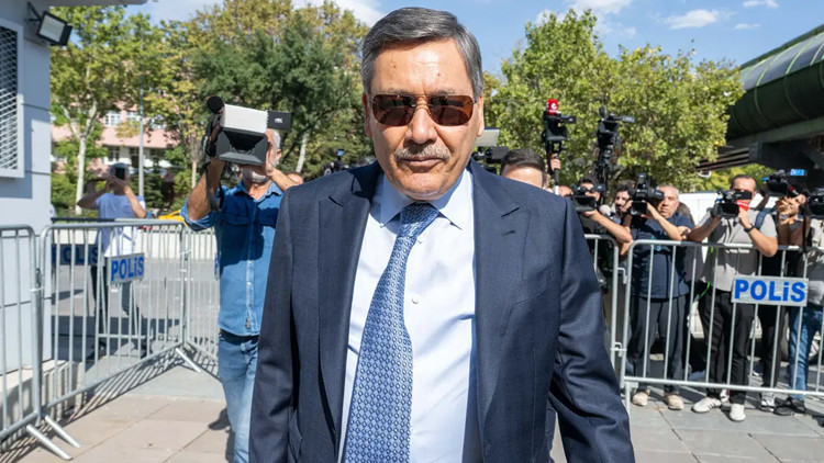 Melih Gökçek'in oğlu Ahmet Gökçek ve gelini Hülya Gökçek ifade için adliyede | İşte Tüm Ayrıntılar