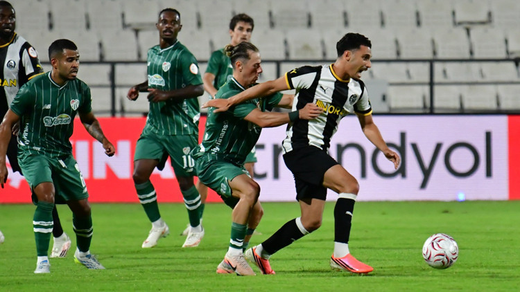Son Gelişme: Bursaspor, Manisa FK'yı 2 golle devirdi! - Son Dakika Bilgileri