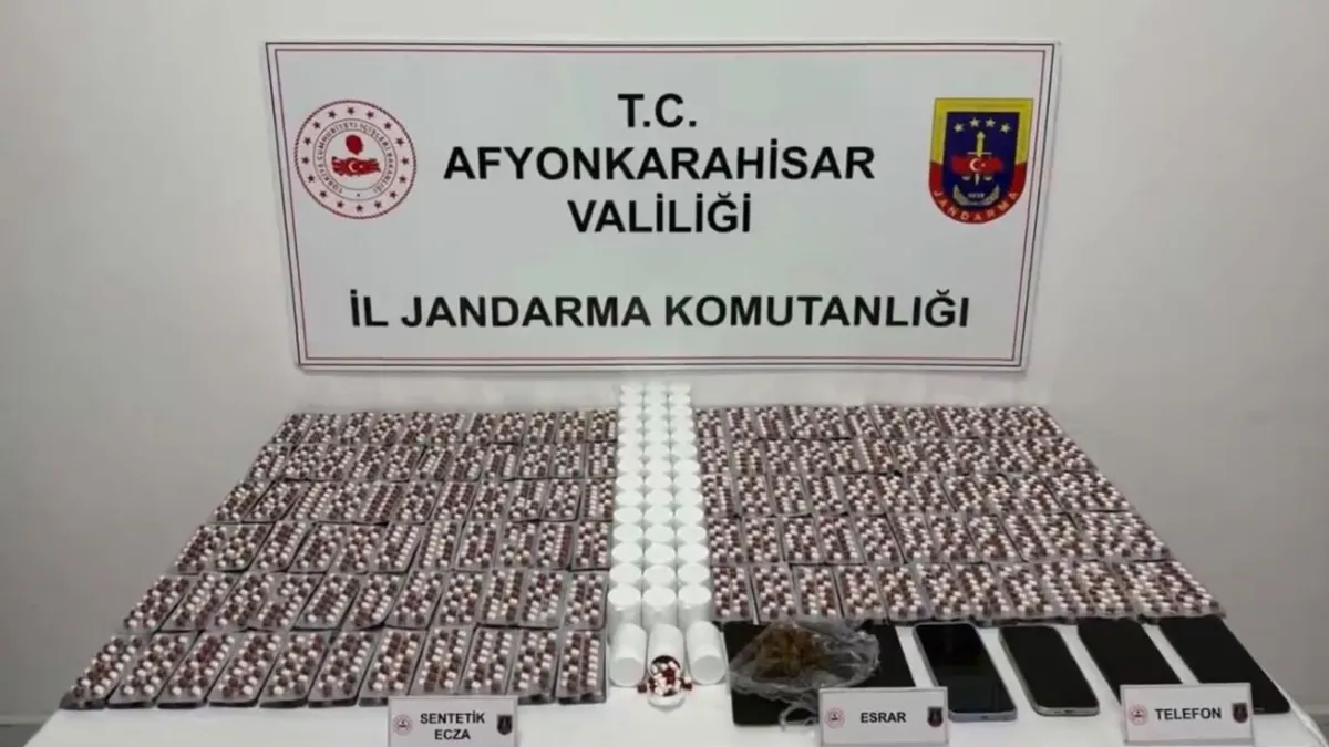 Son Gelişme: 28 ilde uyuşturucu madde satıcılarına yönelik operasyon: 548 kilo uyuşturucu madde ele geçirildi: