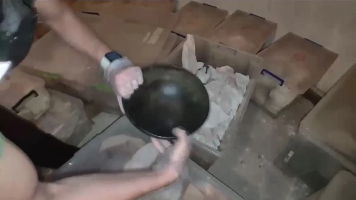 Tarihi eser kaçakçılarına suç üstü operasyon: 421 tarihi eserle yakalandılar: Gelişmeler Takip Ediliyor