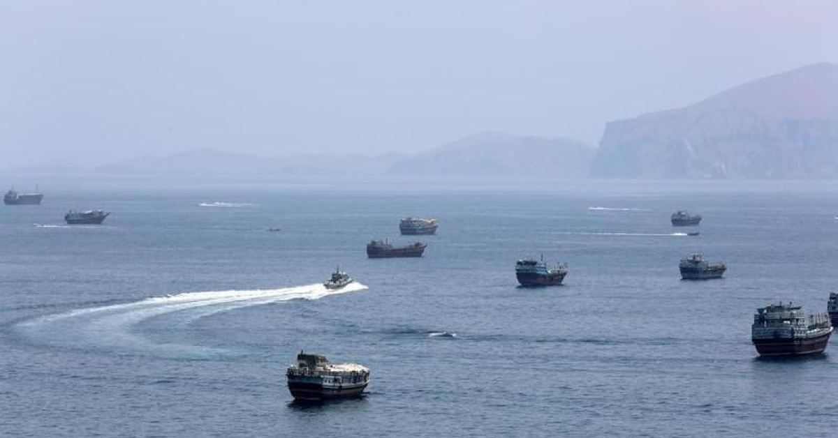 Ayrıntılar Netleşti: İran: ABD'nin 2 savaş gemisini vurduk - Son Dakika Bilgileri