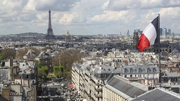 Kritik Açıklama: Paris'te şok soygun! Lüks otelde 1 milyonluk vurgun ve Merak Edilenler