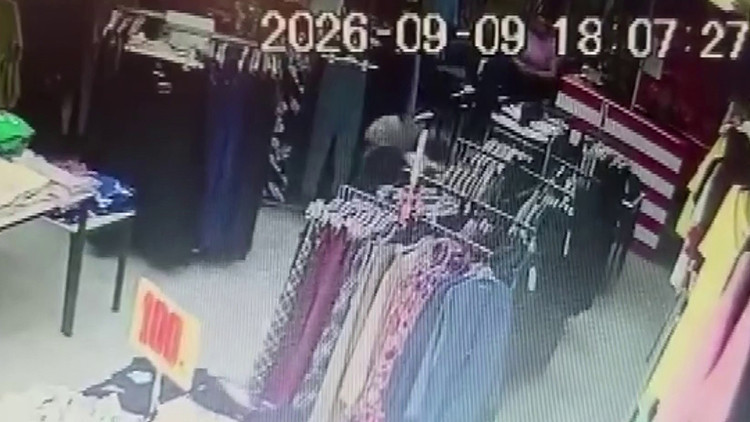 Gündemden Son Bilgiler: Dehşet anları kamerada: Boğazına jöle şeker kaçan minik çocuk ölümden döndü - Son Daki
