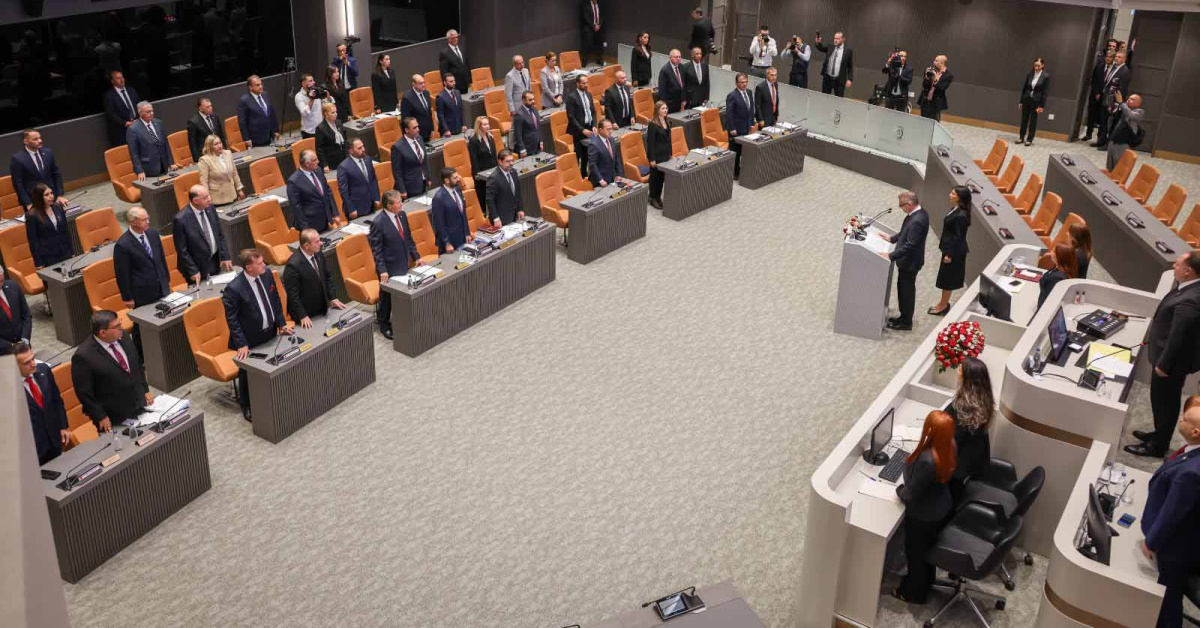 Ayrıntılar Netleşti: KKTC kabinesinde iki bakan değişti - Son Dakika Bilgileri
