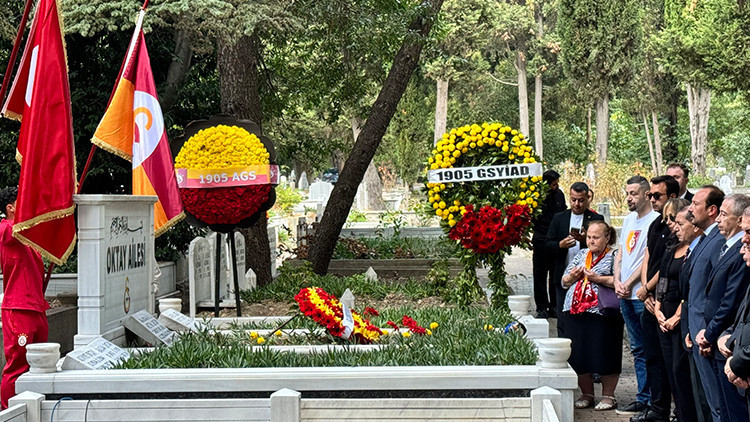 Son Gelişme: Türk futbolunun ve Galatasaray'ın unutulmaz efsanesi Metin Oktay, kabri başında anıldı: Gelişmele