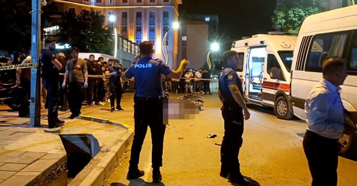 Minibüsle çarpışan motosikletli öldü - Son Dakika Bilgileri