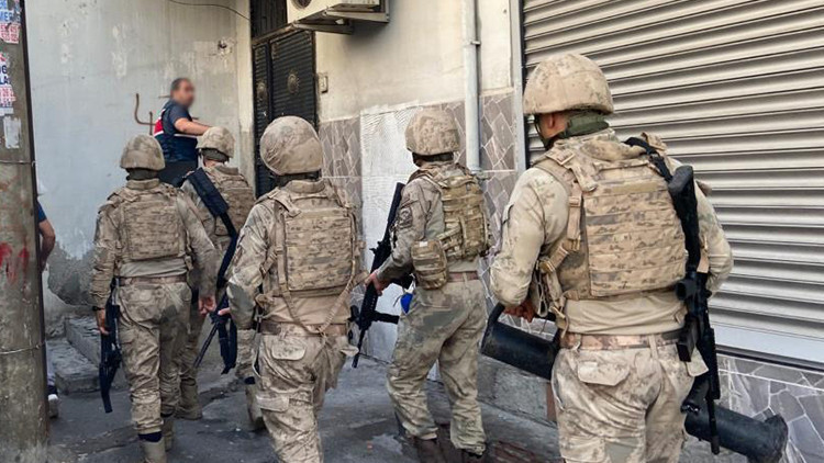 Gündemden Son Bilgiler: 48 ilde 'yeni nesil suç örgütlerine' operasyon | İşte Tüm Ayrıntılar