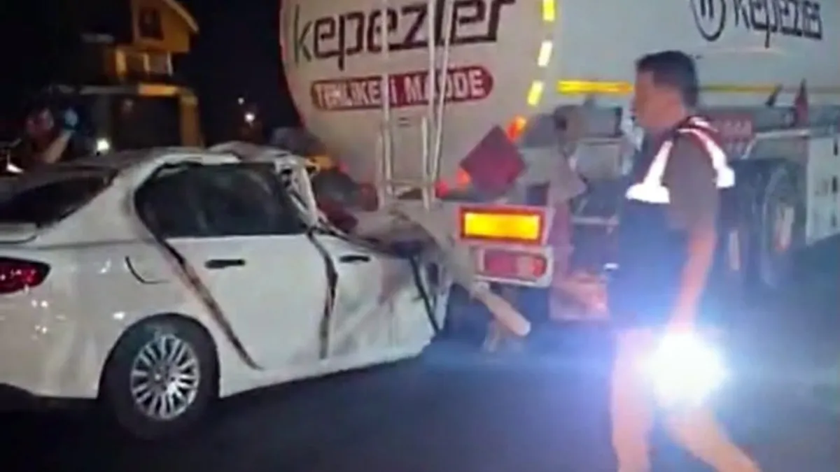Ayrıntılar Netleşti: Otomobil akaryakıt tankerine ok gibi saplandı! Sürücü yaşamını yitirdi ve Merak Edilenler