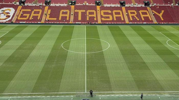 Kritik Açıklama: Galatasaray'da stadyum zeminini yeniliyor! Hedef maç netlik kazandı: Gelişmeler Takip Ediliyo