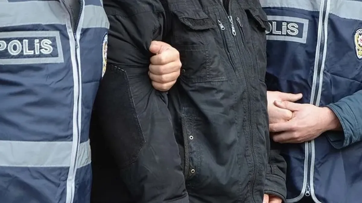 Son Gelişme: FETÖ’nün kamu mahrem yapılanmasına darbe! 15 ilde operasyon, 26 şüpheliye gözaltı ve Merak Edilen