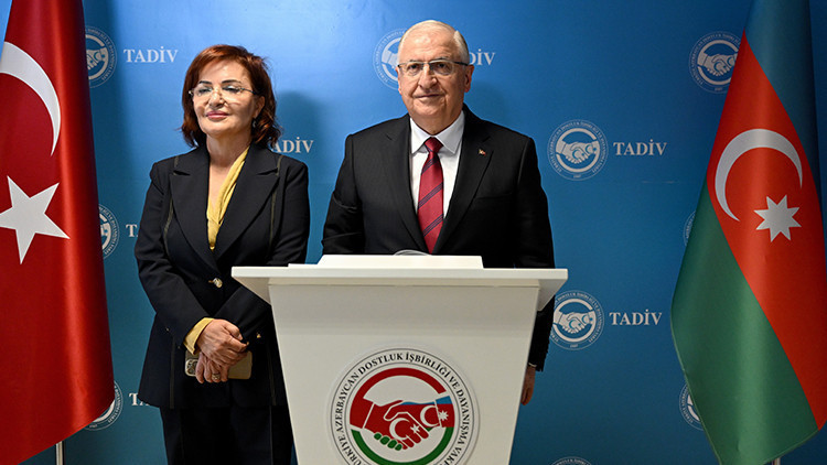 Bakan Güler: Türk ve Azerbaycan ordularının iş birliği Kafkasya'nın güvenliği için önemlidir - Son Dakika Bilg