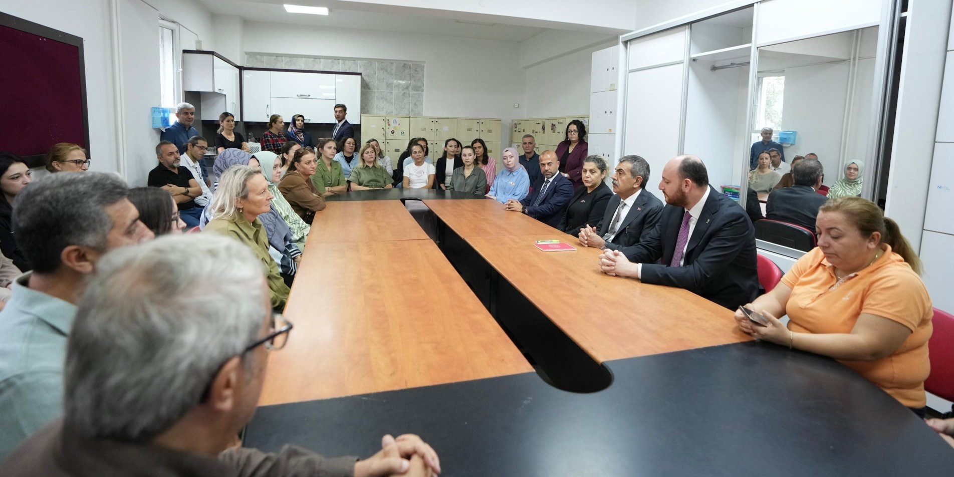 Gündemden Son Bilgiler: Bakan Tekin'den Yalova'da okul ziyareti