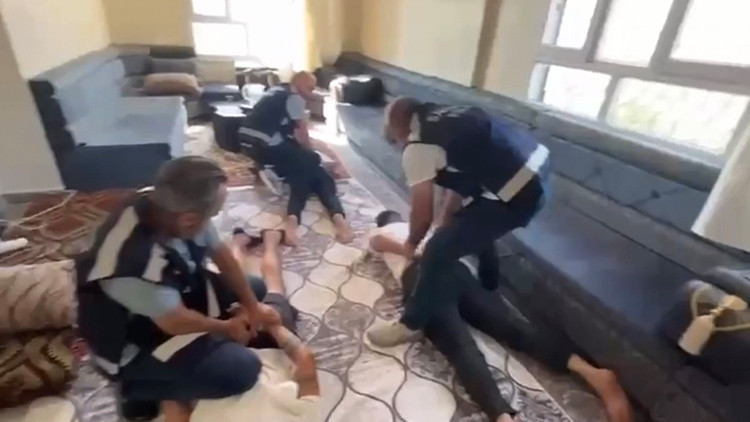 Sıcak Gündem: Samsun polisinin fark ettiği gözyaşları dolandırıcılık şebekesini yaktı: 9 gözaltı, bir kurban s