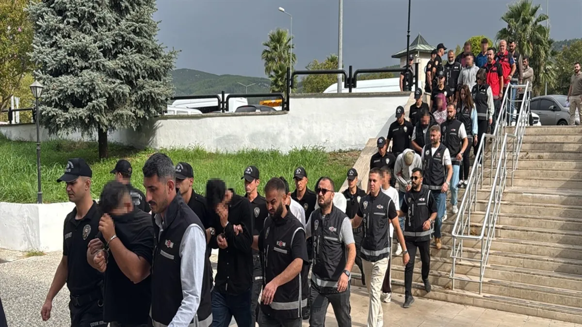 Son Gelişme: Muğla'da sokaklar güvende operasyonunda 13 şüpheli hakkında tutuklama kararı verildi: Gelişmeler