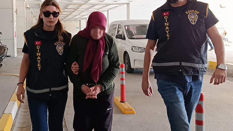 Sıcak Gündem: Telefonunu kapatınca polis peşine gerileme kaydetti: 66 yaşındaki kadın Yunanistan sınırında yak