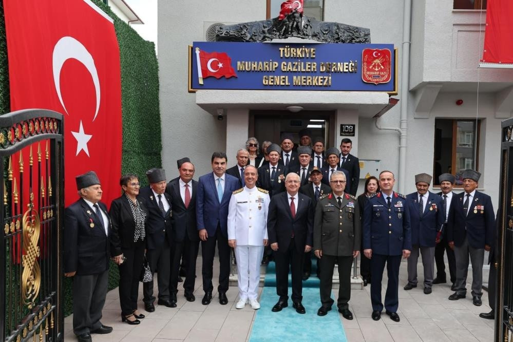 Bakan Güler: Gazilik, şanlı tarihimizde büyük bir şeref ve onur vesilesi olarak görülmüştür ve Merak Edilenler
