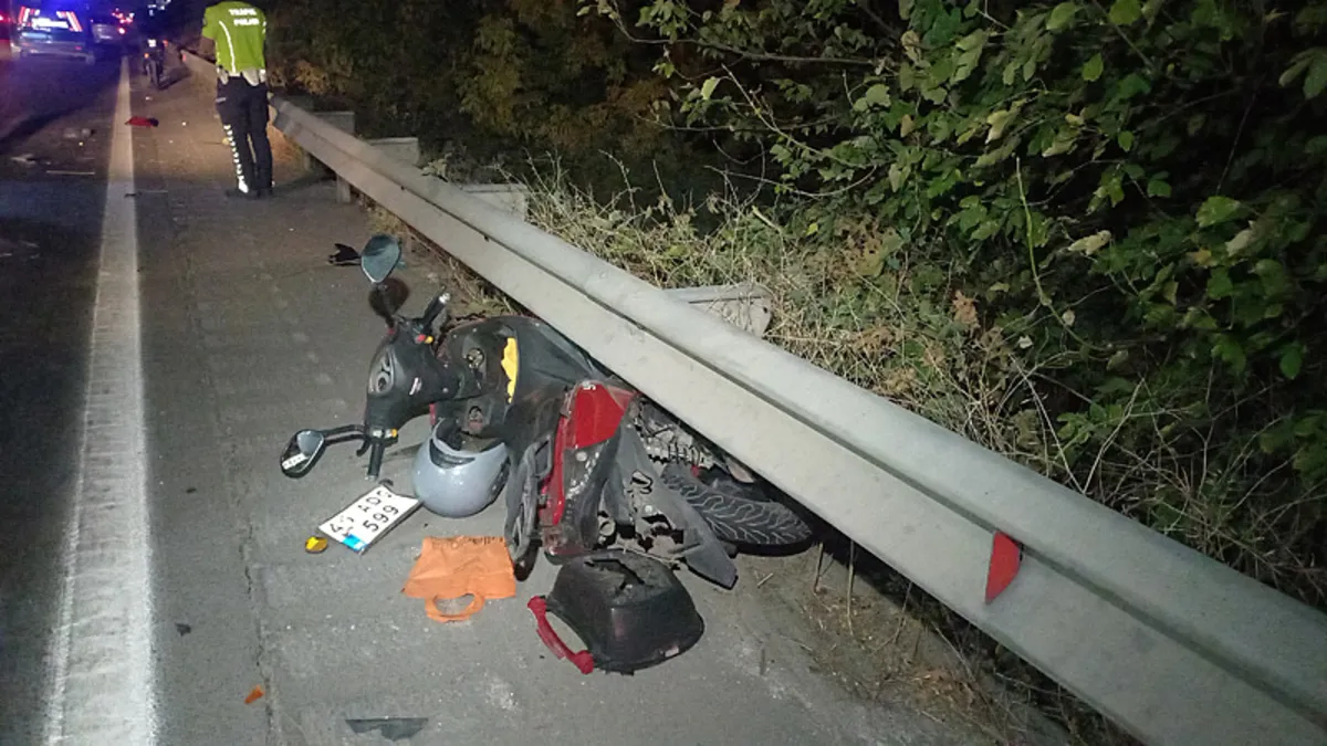 Gündemden Son Bilgiler: Manisa'da feci kaza! İki motosiklet çarpıştı: 1'i ağır 3 yaralı | İşte Tüm Ayrıntılar