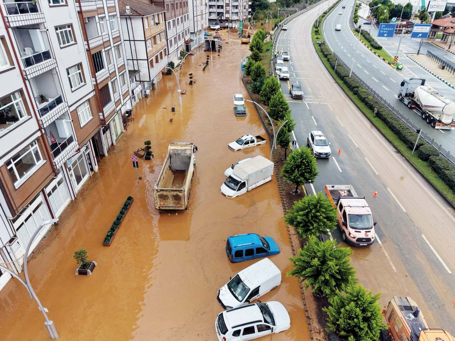 Gündemden Son Bilgiler: Doğu Karadeniz’i sağanak vurdu | İşte Tüm Ayrıntılar