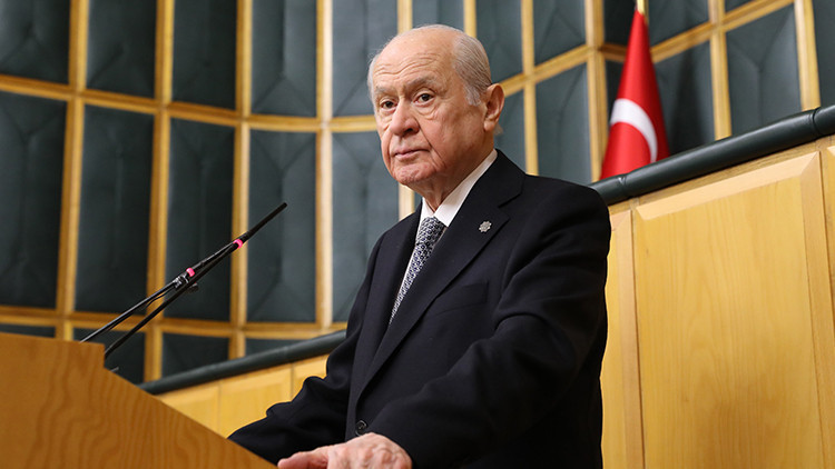 Sıcak Gündem: MHP lideri Devlet Bahçeli: Oy kaygısıyla değil vatan sevdasıyla hareket edeceğiz: Gelişmeler Tak