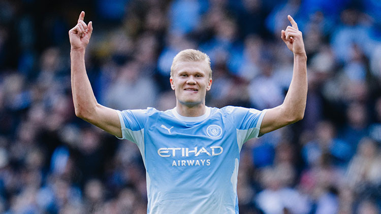 Gündemden Son Bilgiler: 8 gol atılan maçta Manchester City'den 5'te 5! - Son Dakika Bilgileri